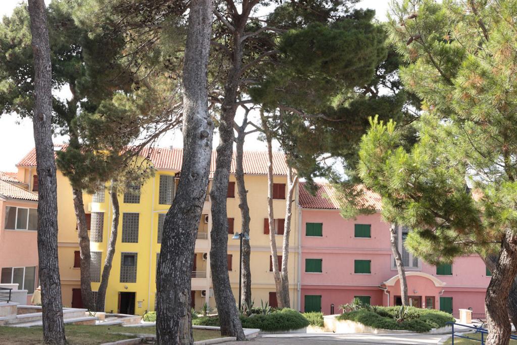 Apartments Punta Veli Lošinj Eksteriør billede