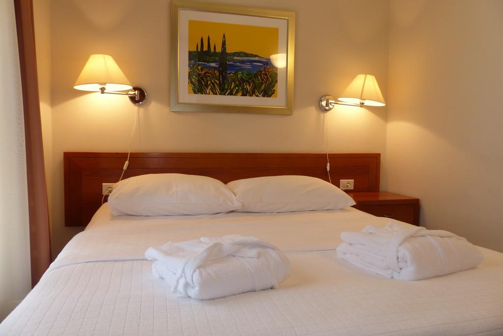 Apartments Punta Veli Lošinj Eksteriør billede