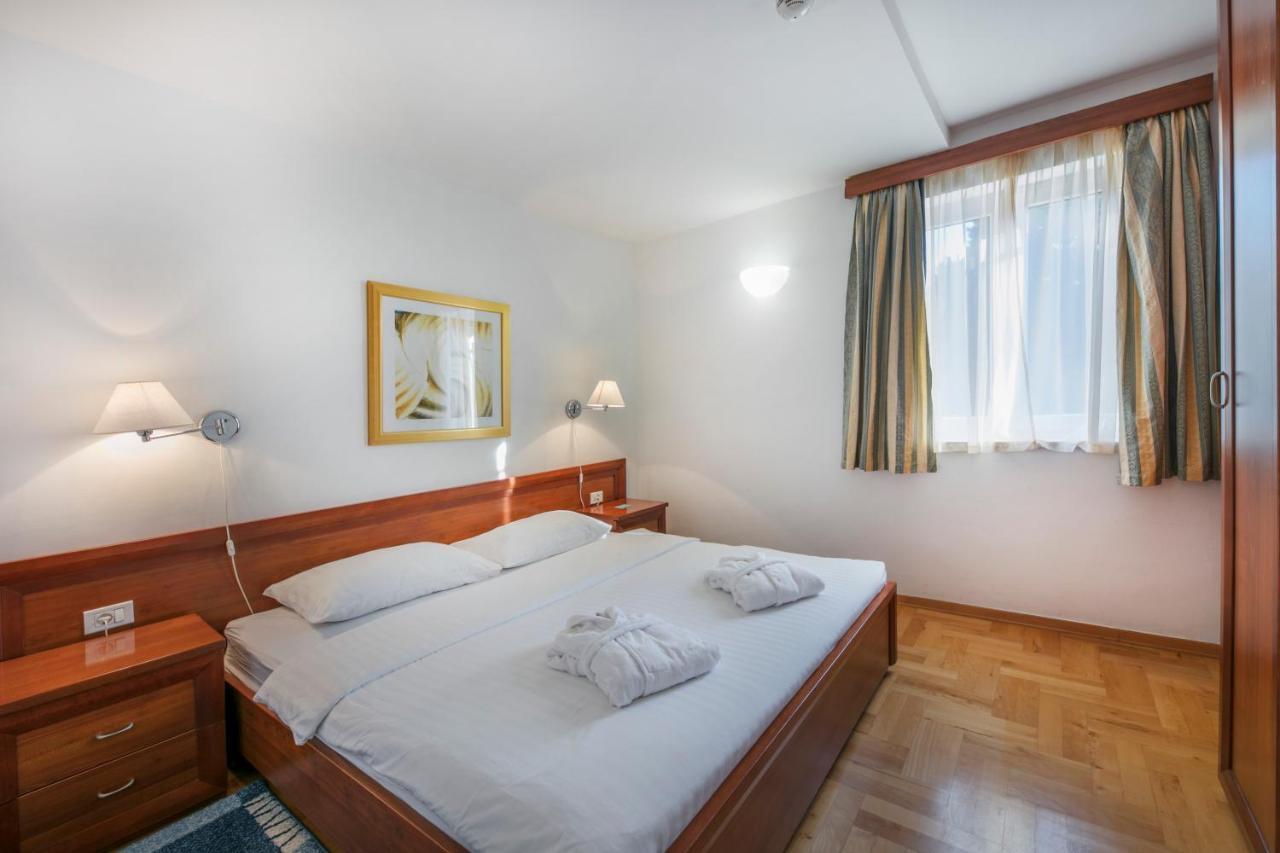 Apartments Punta Veli Lošinj Værelse billede